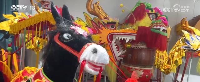 齐头并进 新品添巧思催热“年经济”新热力AG真人登录“创意+科技”“传统+新潮”(图6)