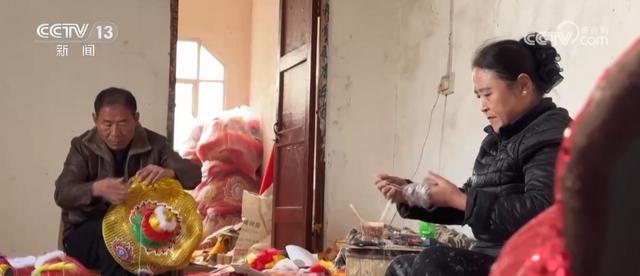 齐头并进 新品添巧思催热“年经济”新热力AG真人登录“创意+科技”“传统+新潮”(图20)