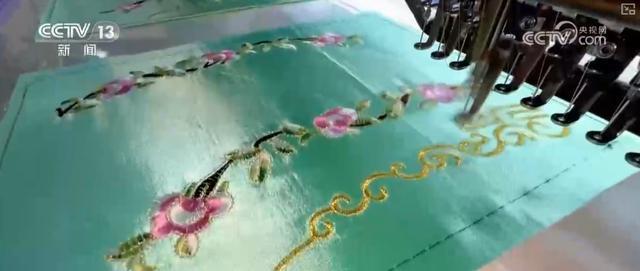 齐头并进 新品添巧思催热“年经济”新热力AG真人登录“创意+科技”“传统+新潮”(图19)